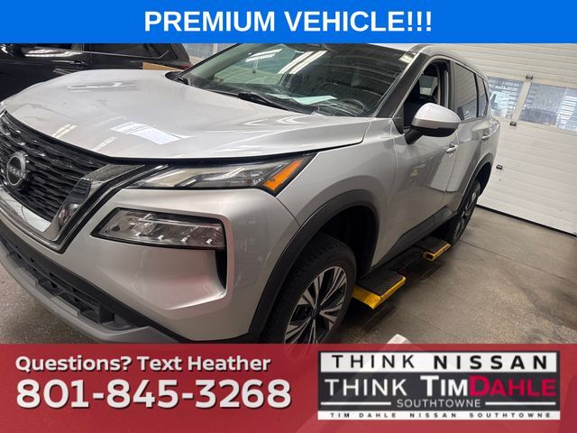 2022 Nissan Rogue SV