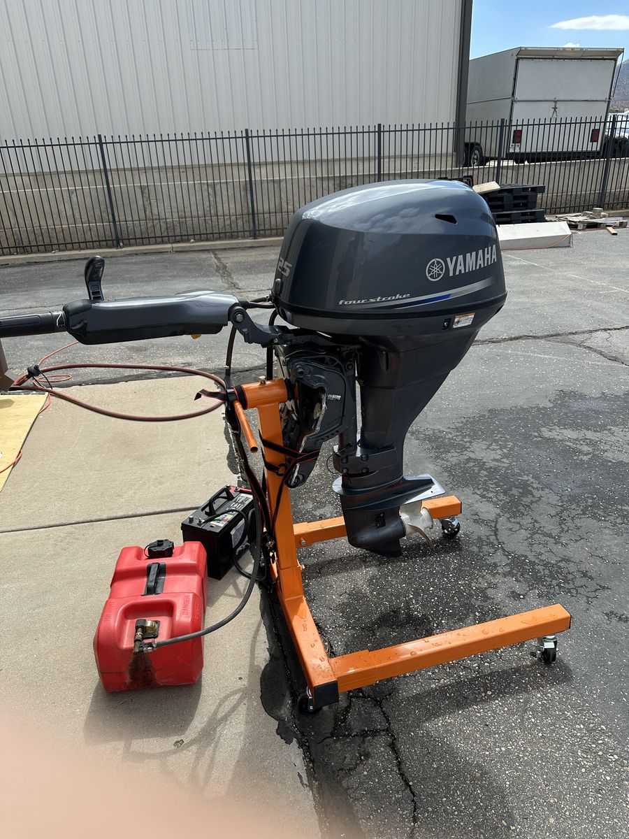 2011 YAMAHA 25 HP