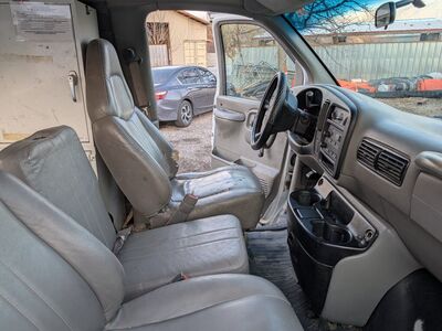 2001 Chevrolet Express 2500