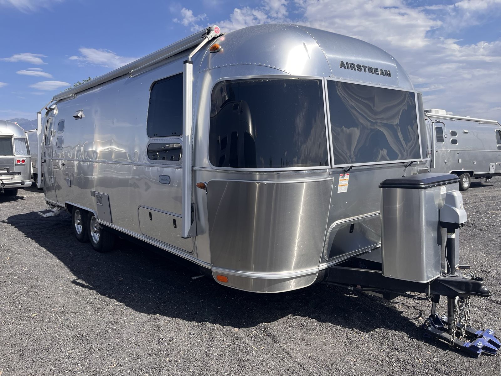 2019 Airstream Globetrotter 27FBT
