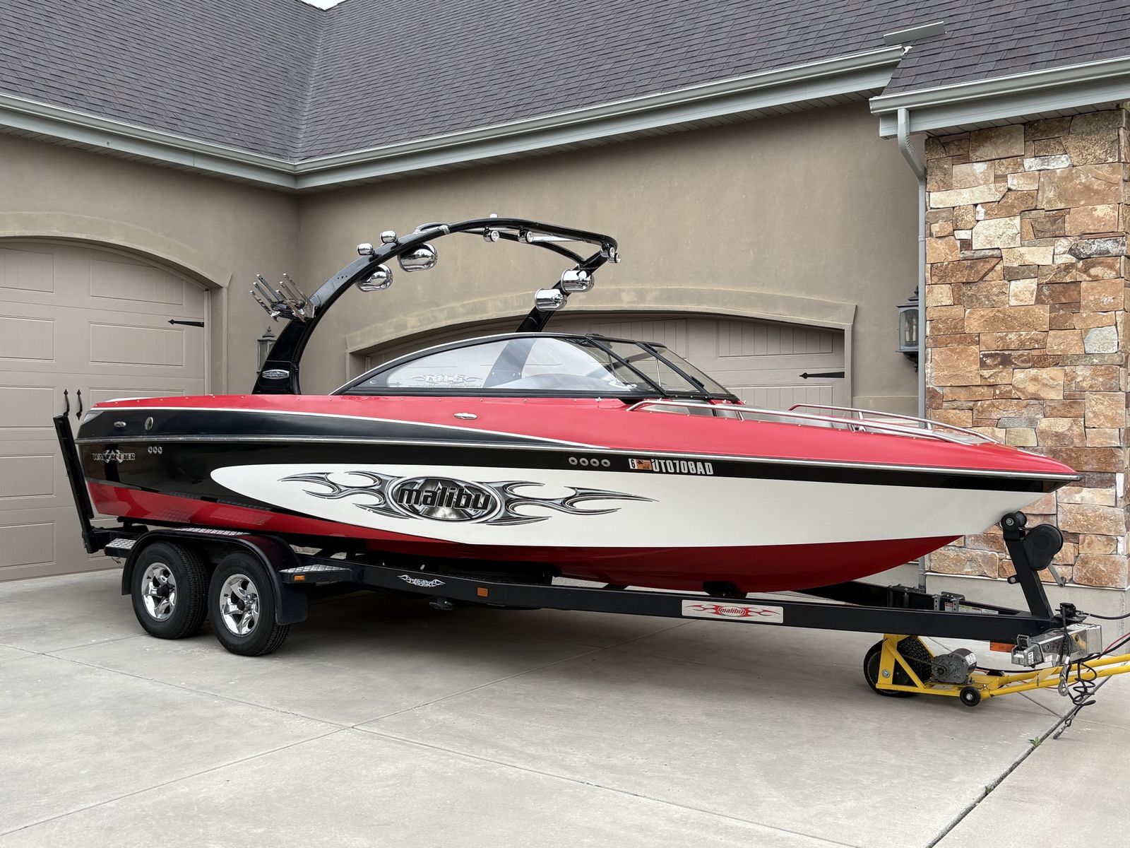 2005 Malibu Wakesetter 23’ LSV - single owner