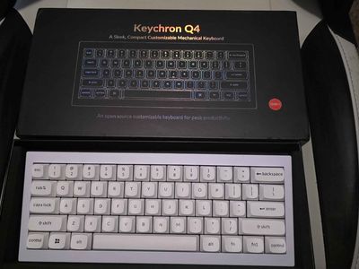 Gaming Keychron Q4 Wired with Gateron G Pro Red Switch, 60% Keyboard Style