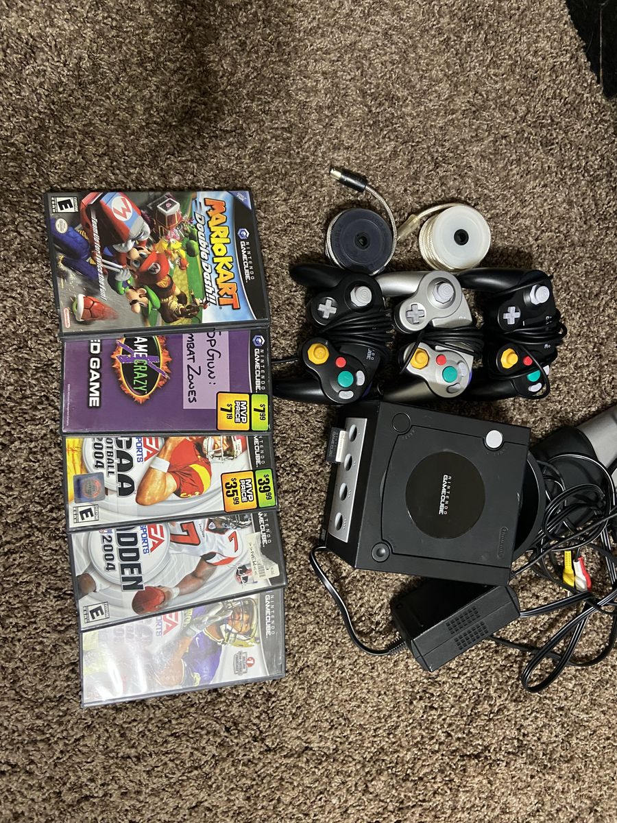 Nintendo GameCube Console Bundle with Controllers, Memory Card & Games