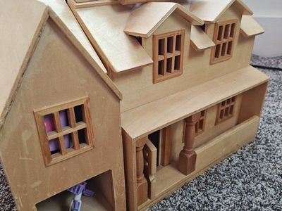 Melissa & Doug Wooden Multi-Level Dollhouse — Fully Furnished!