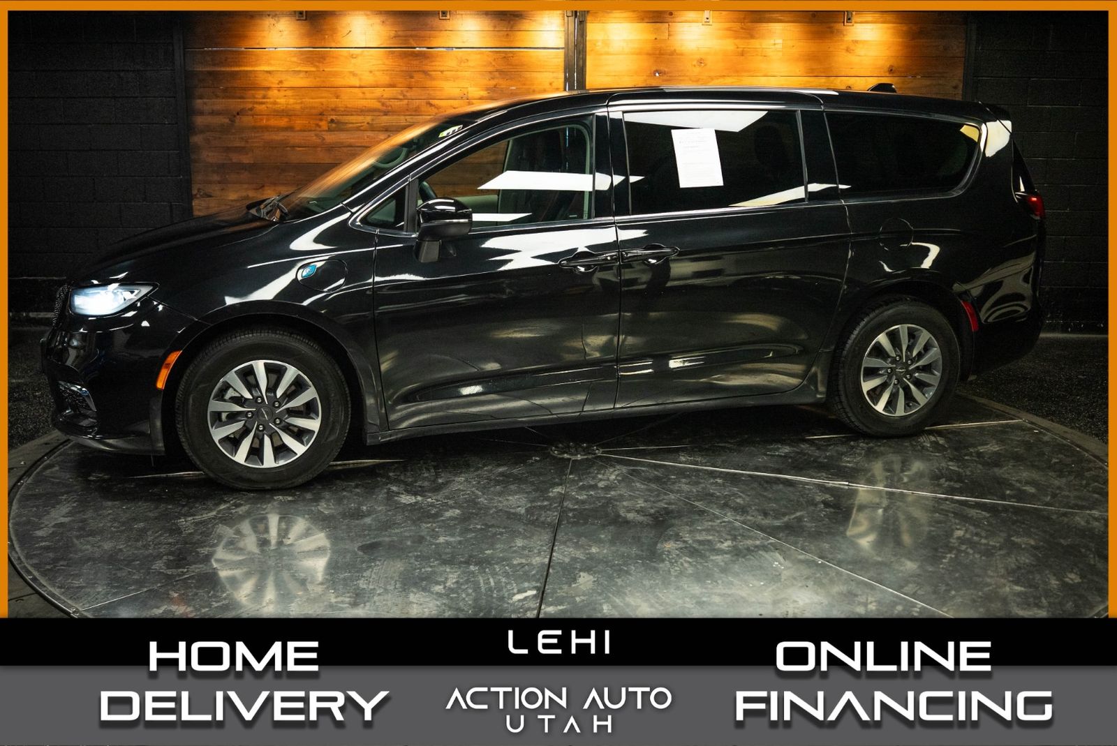 2023 Chrysler Pacifica Plug-In Hybrid Touring L