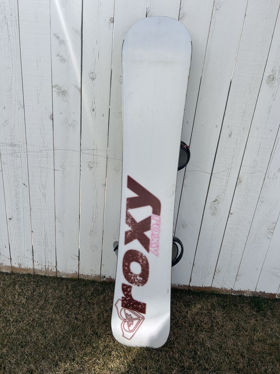womens roxy snowboard