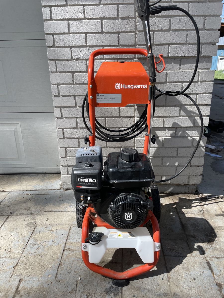 Husqvarna 3200 Pressure Washer