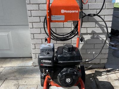 Husqvarna 3200 Pressure Washer