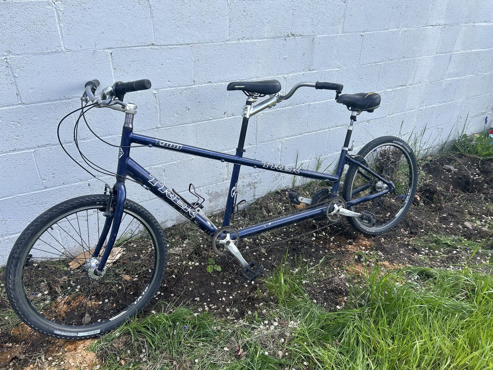 Twin TREK T900 Mountan bike