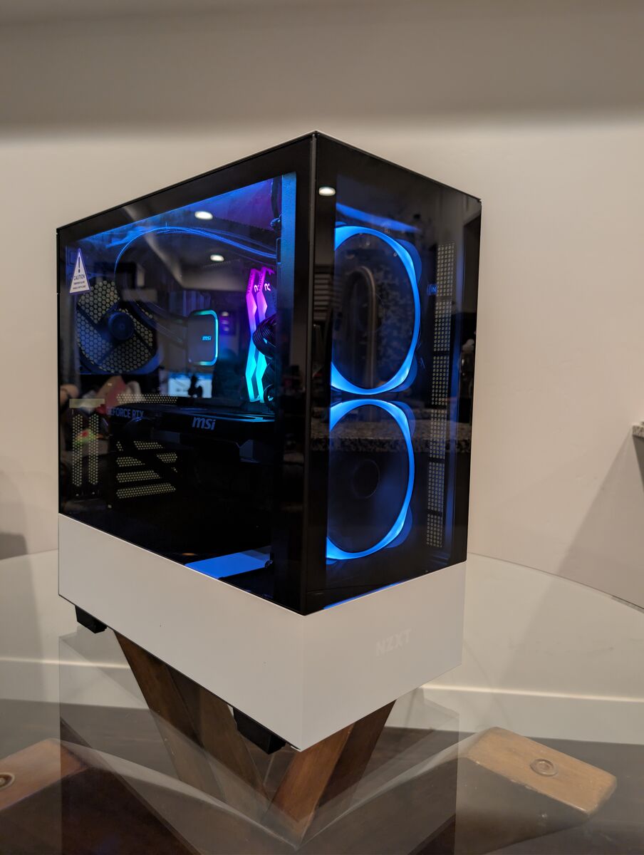 NZXT Gaming Tower 9600X RTX 5060