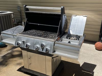 Jenn-Air Gas Grill
