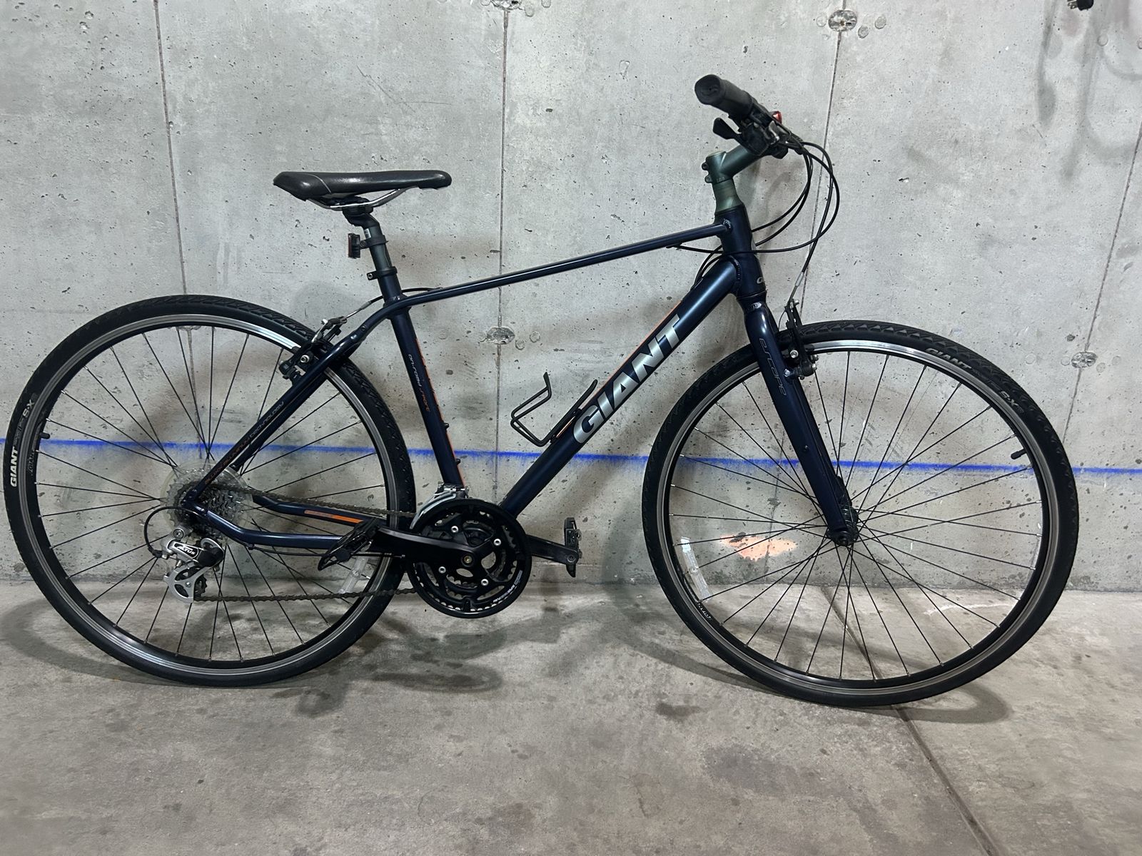 Giant Escaoe 2 - 19” Medium/.Large