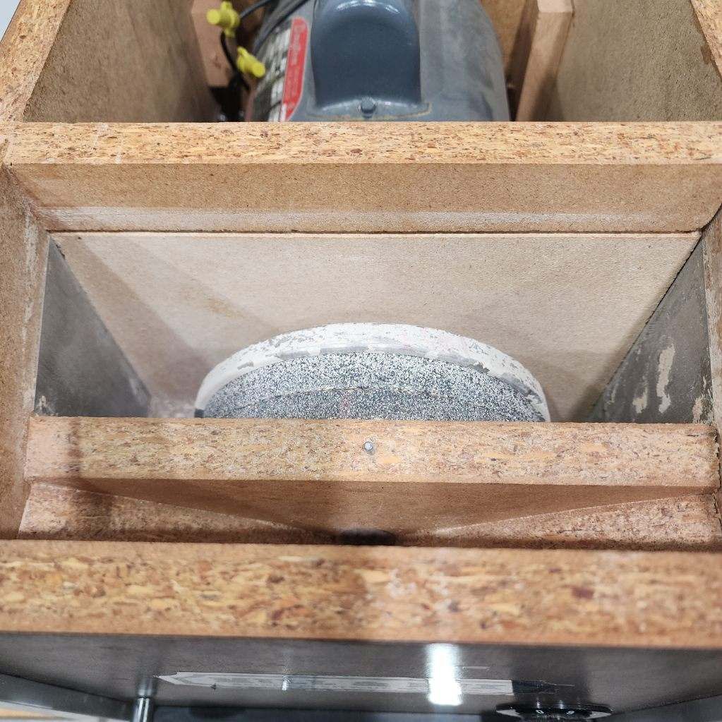Main image 4