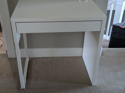 white Ikea micke desk