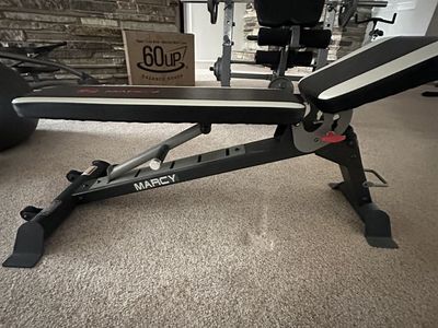 Exercise Bench - Adjustable weight bench