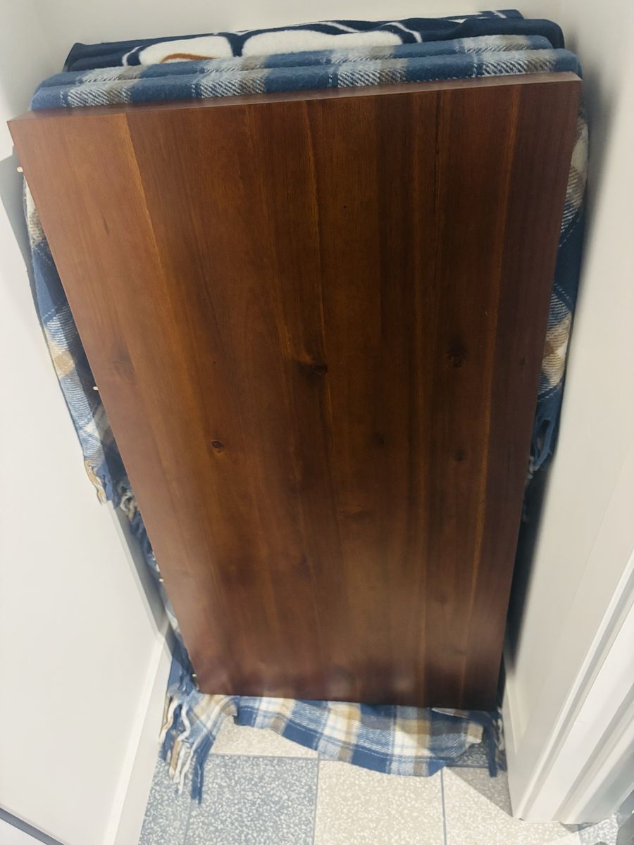 Main image 3