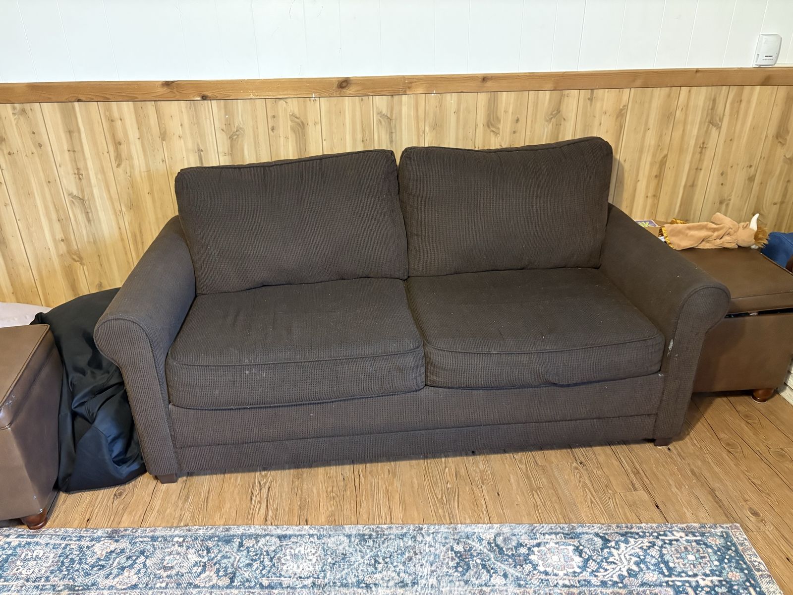 Hide a bed couch