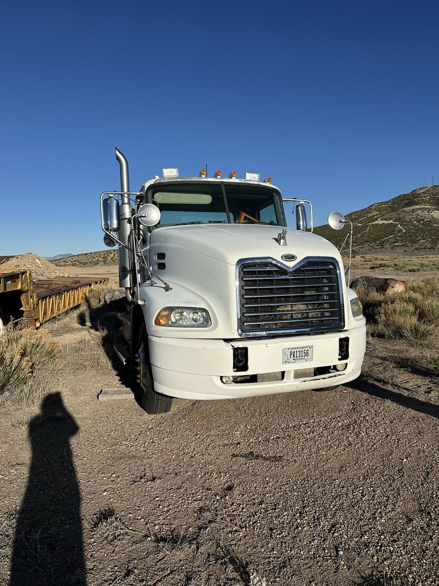 2007 Mack 600