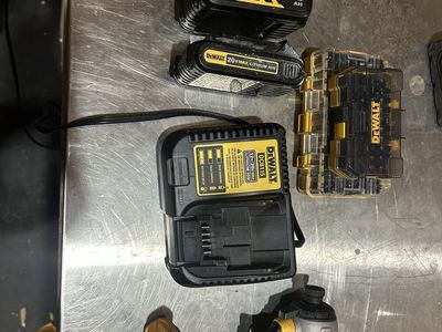 Dewalt Impact Wrench Tool Kit