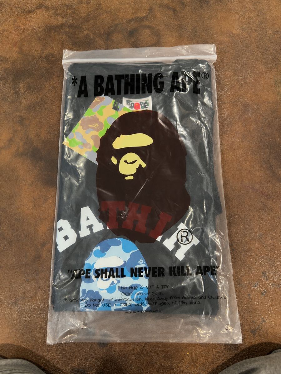 BAPE A Bathing Ape Blue Camo College Logo Tee Shirt Black Size M - New In Package