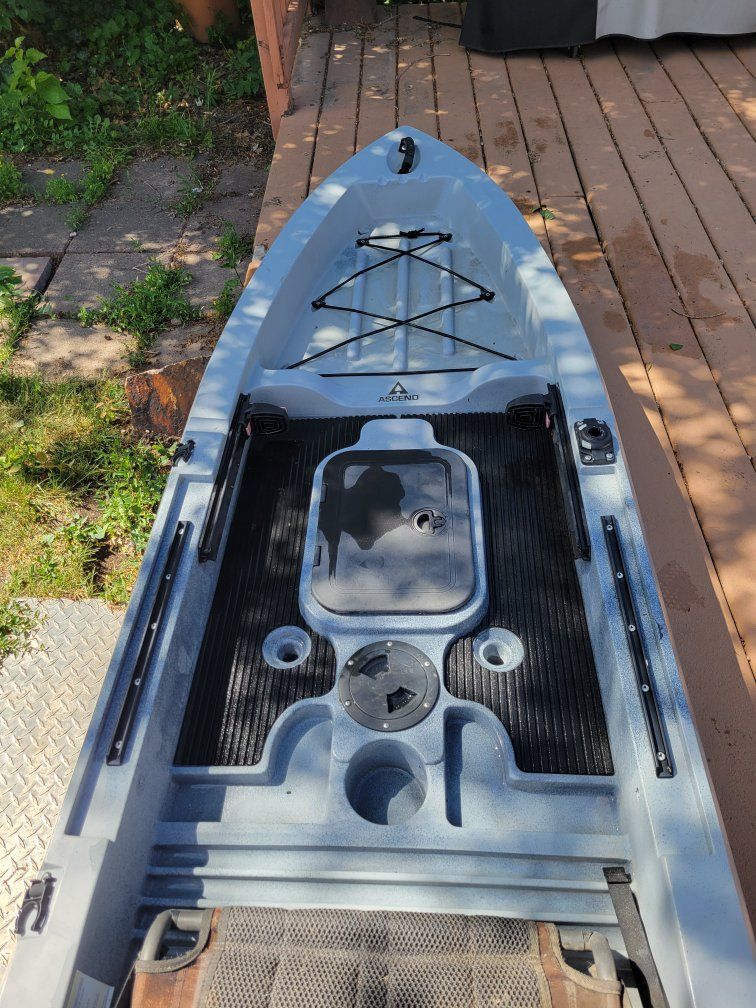 Main image 4