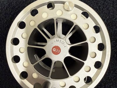 LAMSON GURU 3.5 REEL IN GREAT CONDITION