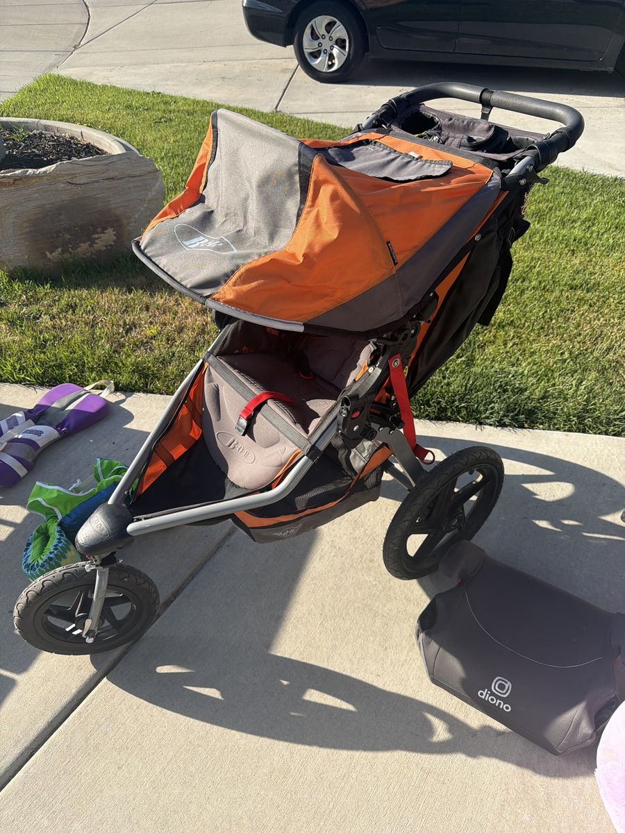 BOB Revolution SE Jogging Stroller - Orange/Gray - All-Terrain, Excellent Condition
