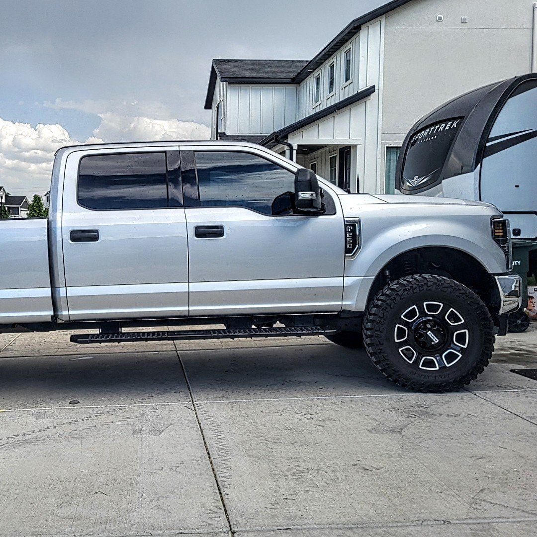 Rims + 37 x 12.50 x 20 Ford F-350 Super Duty F350