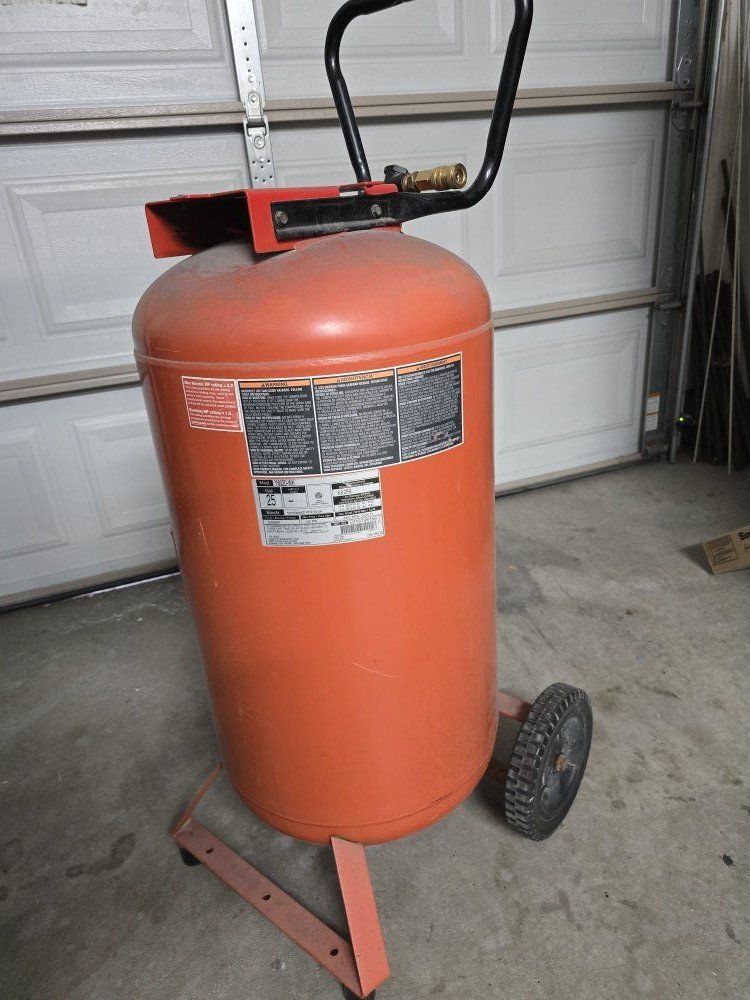 25 Gallon compressor Tank- (tank only)