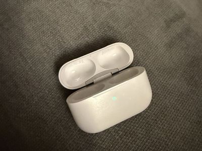 AirPods Pro Case (1st Generation)