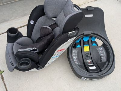 Evenflo Gold Revolve 360 Rotating All-in-One Convertible Car Seat