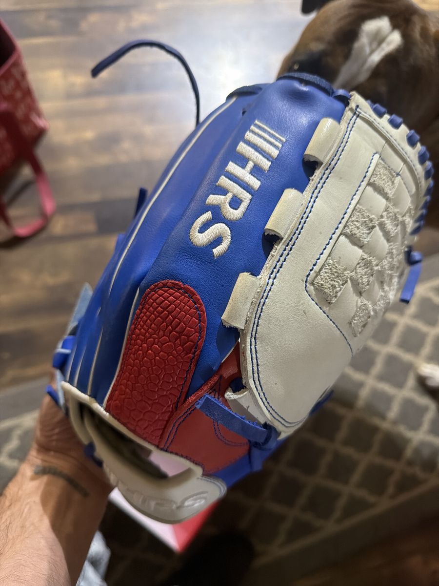 HRS Custom 10.25 Fielders Glove R.H Throw