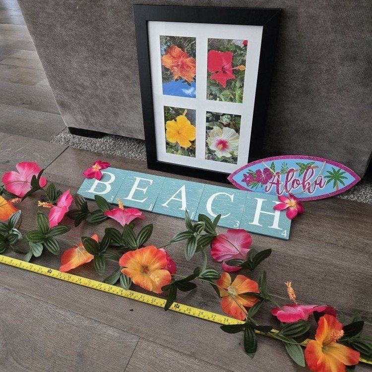 Hawaii Hibiscus decor plus....