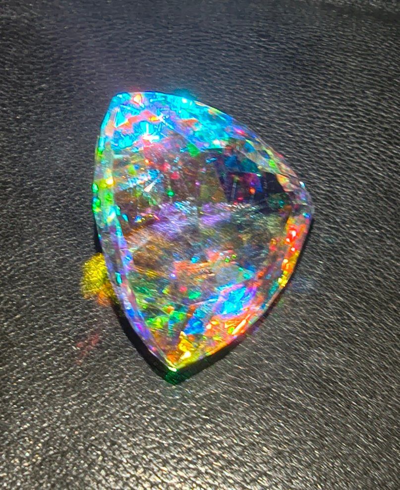 Main image 5