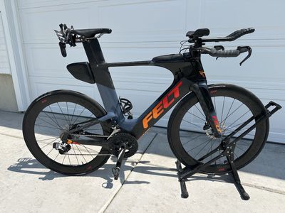 Felt IA2 Triathlon Bike SRAM Red Carbon Road Tri Large 58 L Time Trial