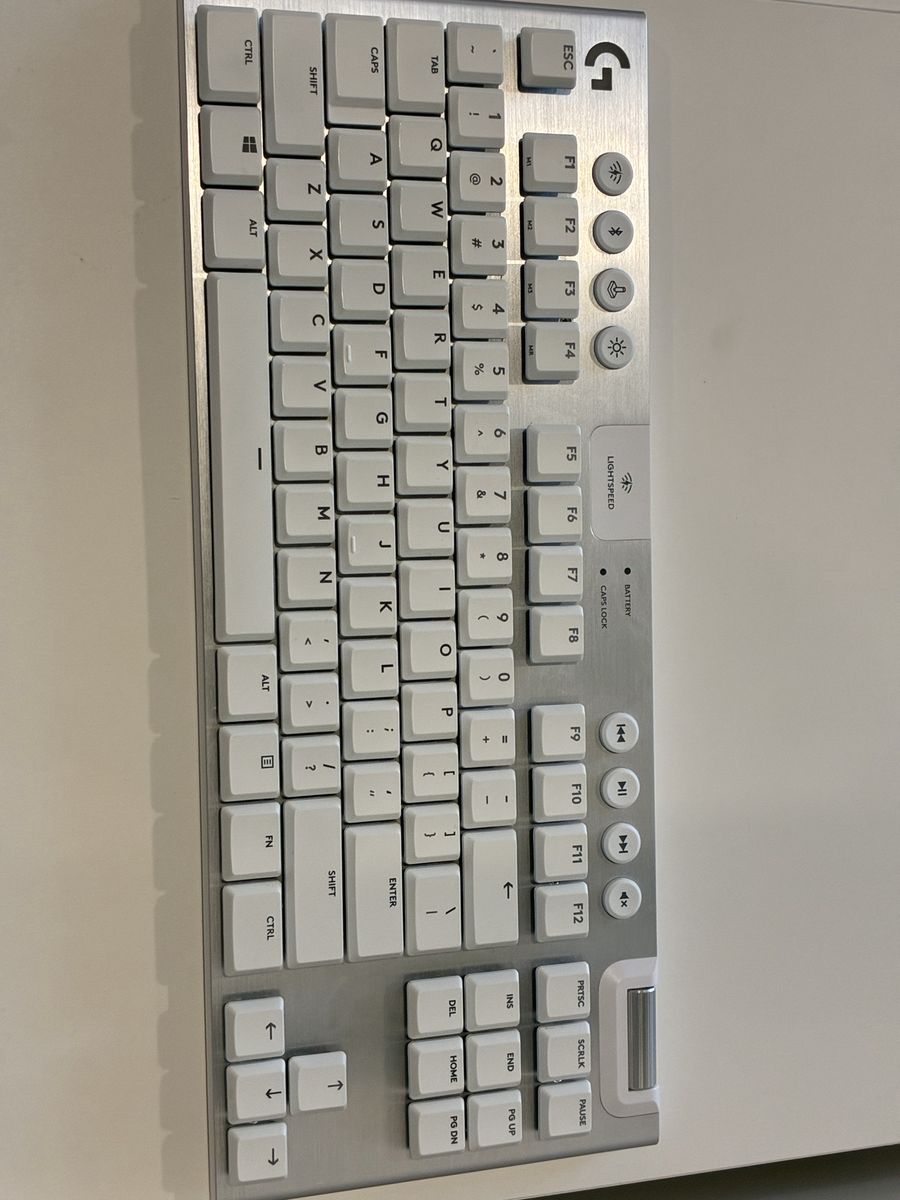 Logitech G915 TKL Wireless RGB Mechanical Gaming Keyboard White