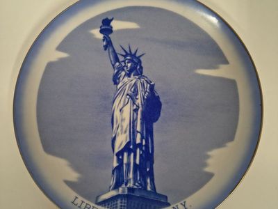 Statue of Liberty plate
