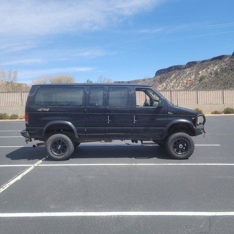 Ford E350 4x4