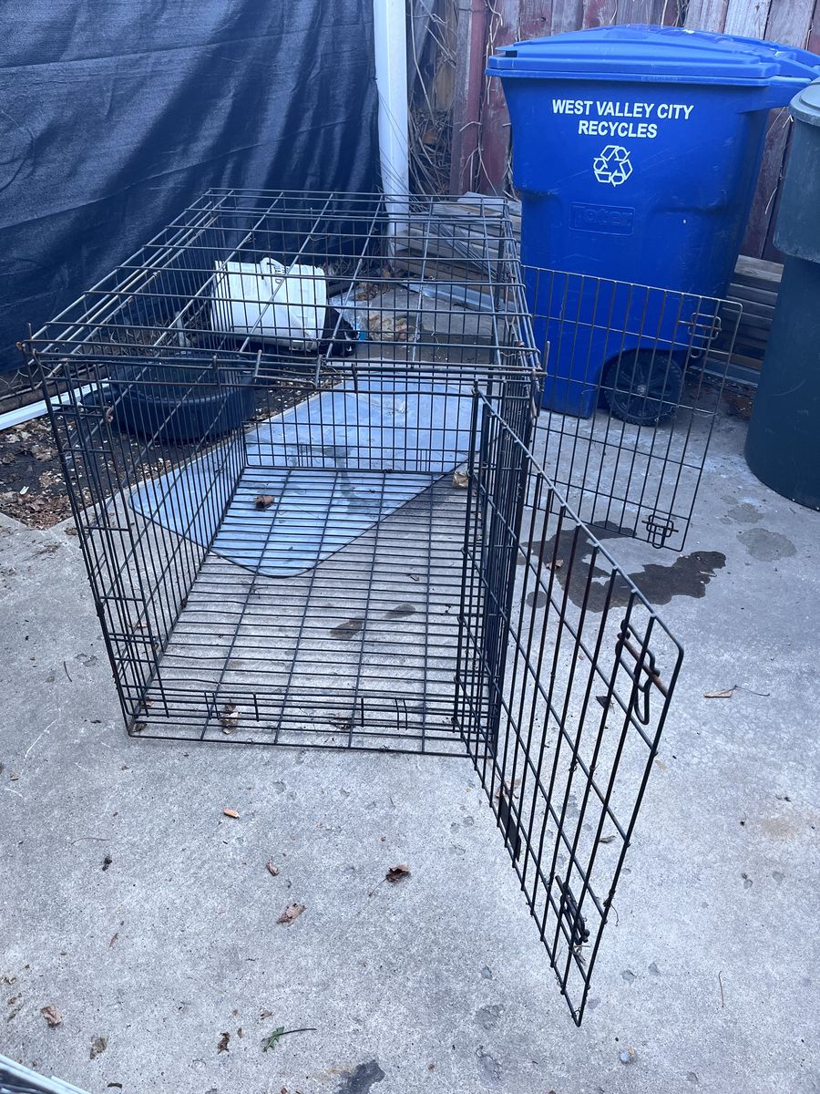 Metal Dog Crate