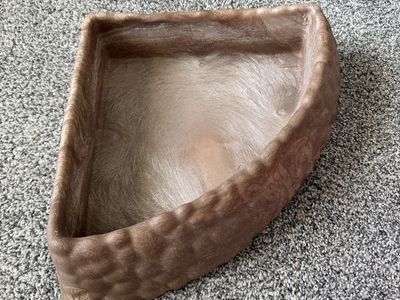 XL Corner Water Bowl