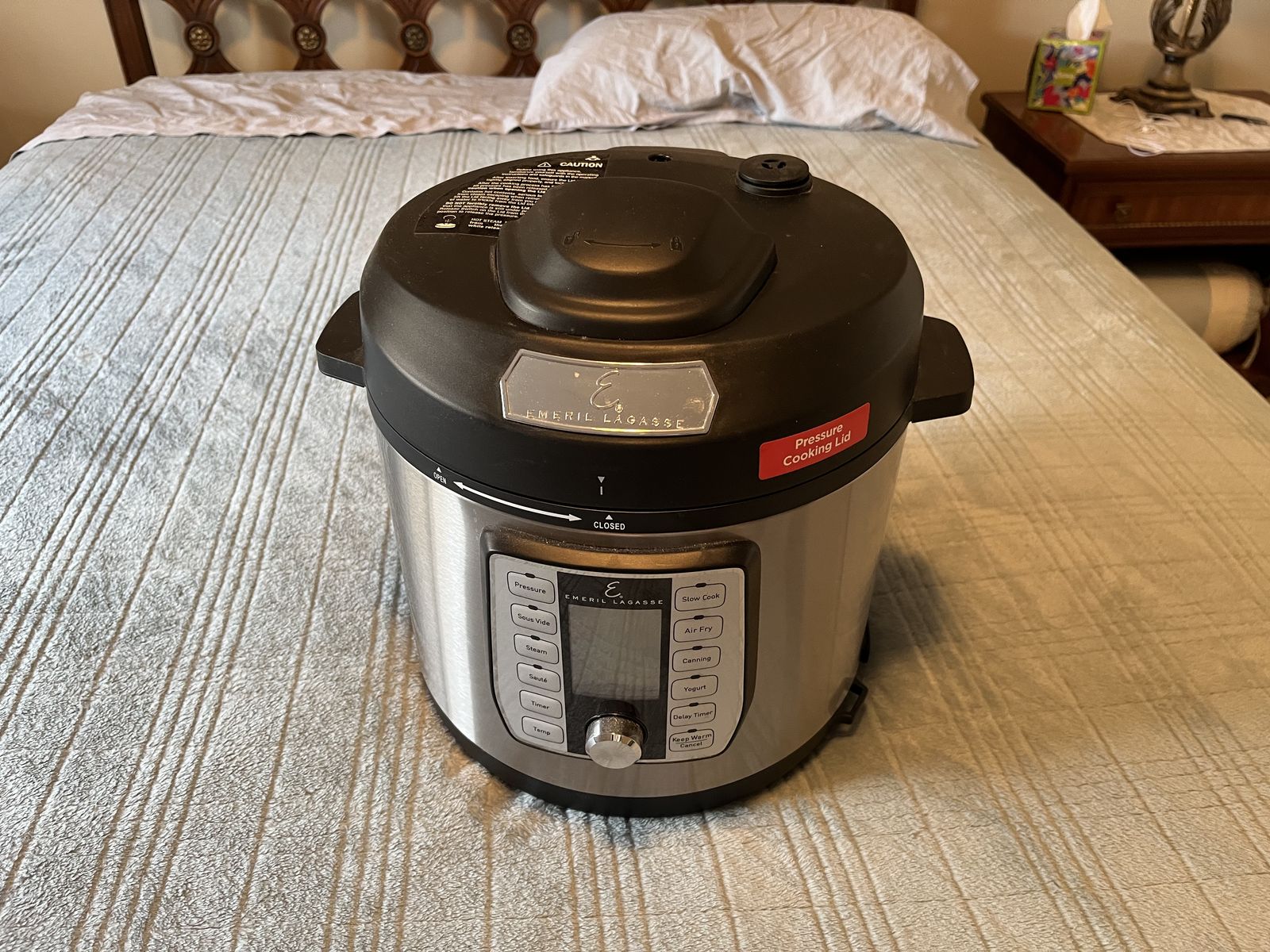 Emeril Pressure cooker