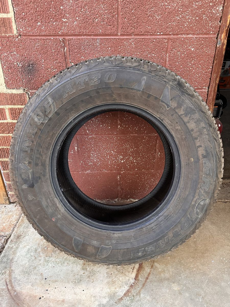 Dunlop Grandtrek AT20 P265/70R17 All-Season Tire - Good Tread, M+S Rated