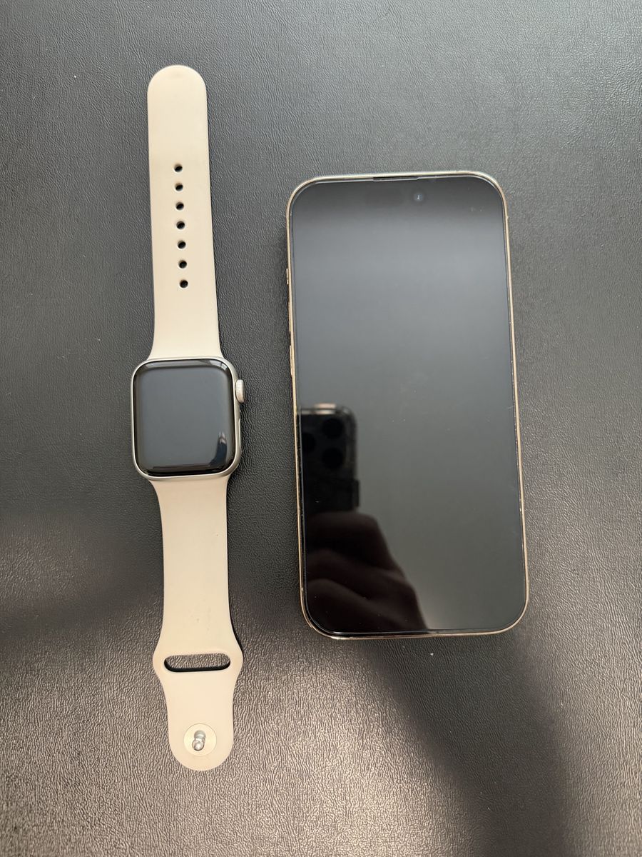 iPhone 14 256GB Starlight Verizon + Apple Watch (Silver/Platinum)