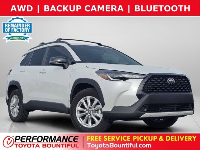 2025 Toyota Corolla Cross LE