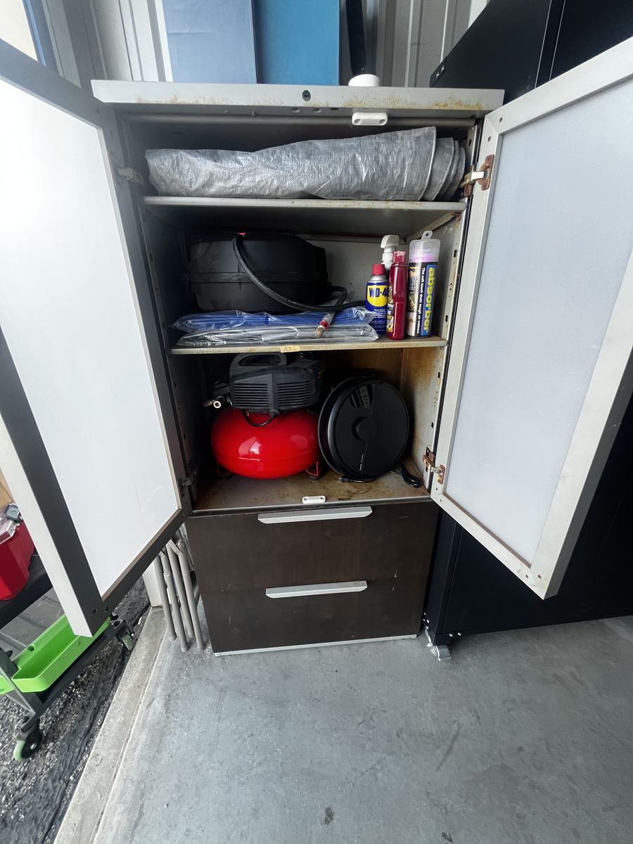 Main image 6