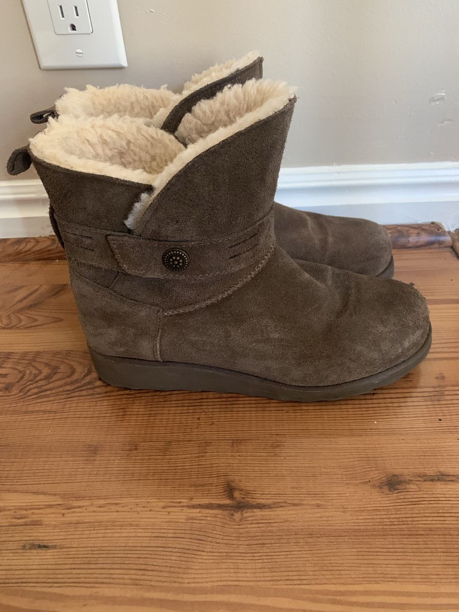 Bear paw boots