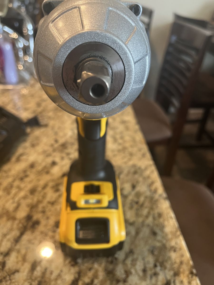 DeWalt 1/2 Impact Gun