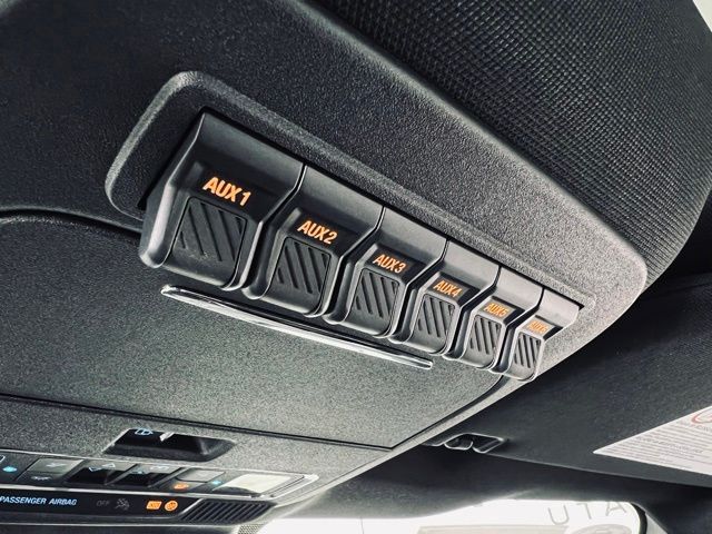 Main image 38