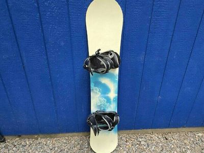 Women's 24/7 Luna 139 cm Snowboard Roxy Bindings