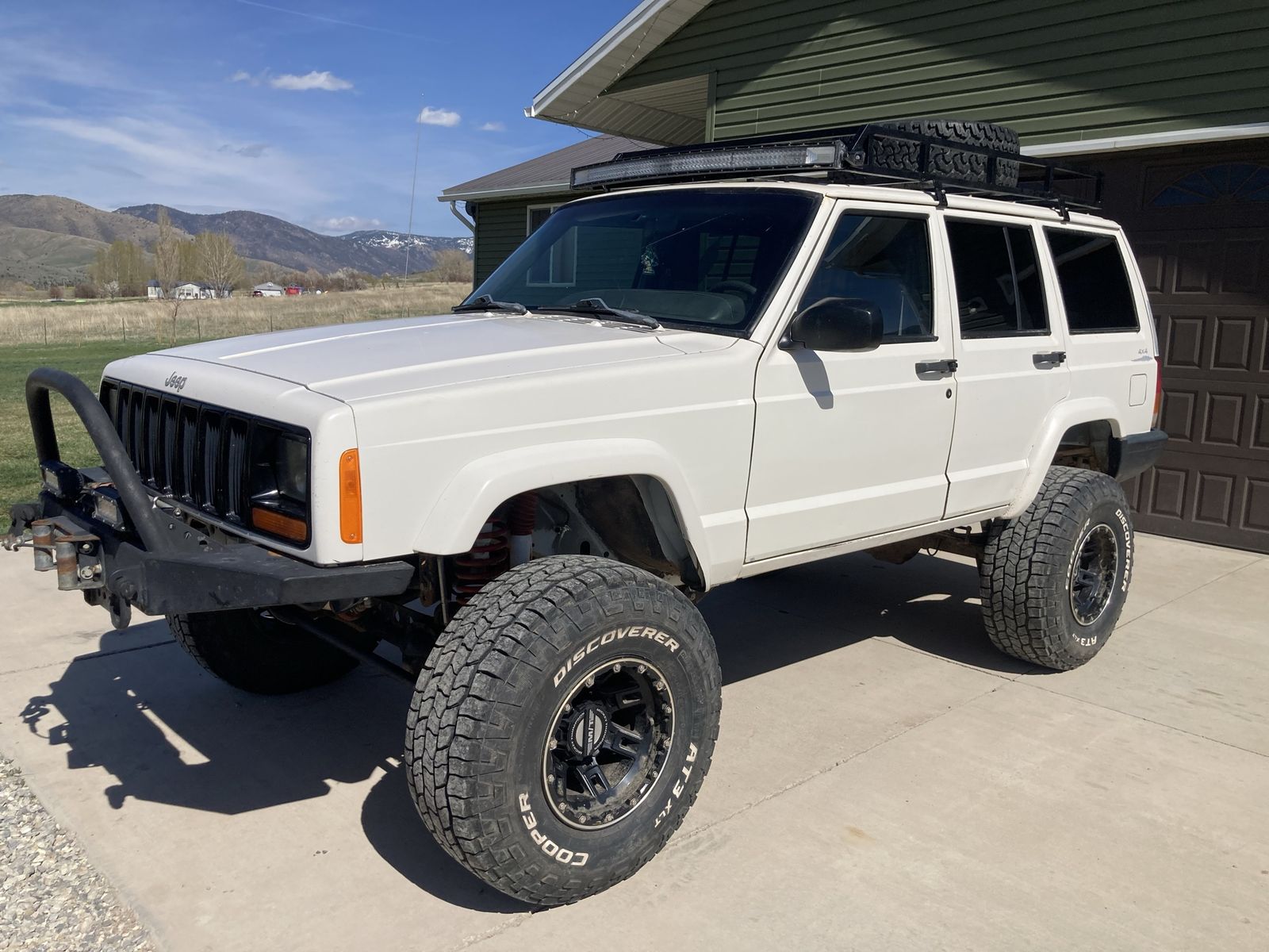 1999 Jeep Cherokee Sport
